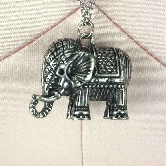 Mudd 28"-31"Long Silver-Tone Necklace with 1.25" Elephant Pendant - Picture 1 of 3